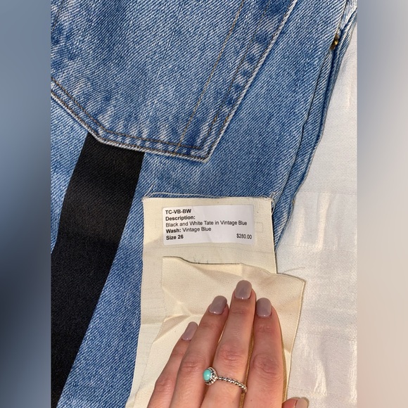 Still Here Tate Jean - Picture 3 of 6